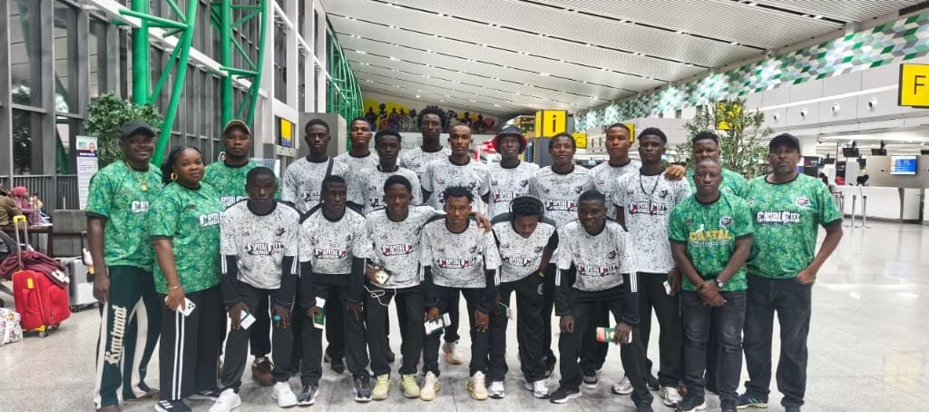 The full group before the journey.